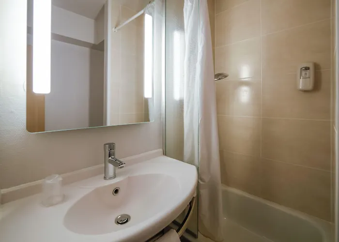 Nantes Atlantis Le Zenith Hotel